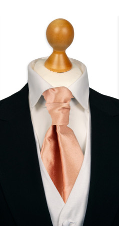 Satin Peach Pink knyttet kravatt