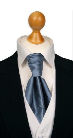 SATIN SLATE BLUE knyttet kravatt
